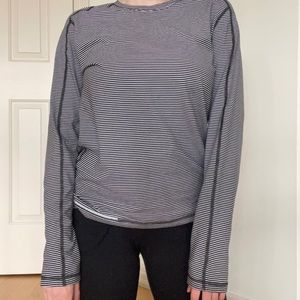 Men’s lululemon top